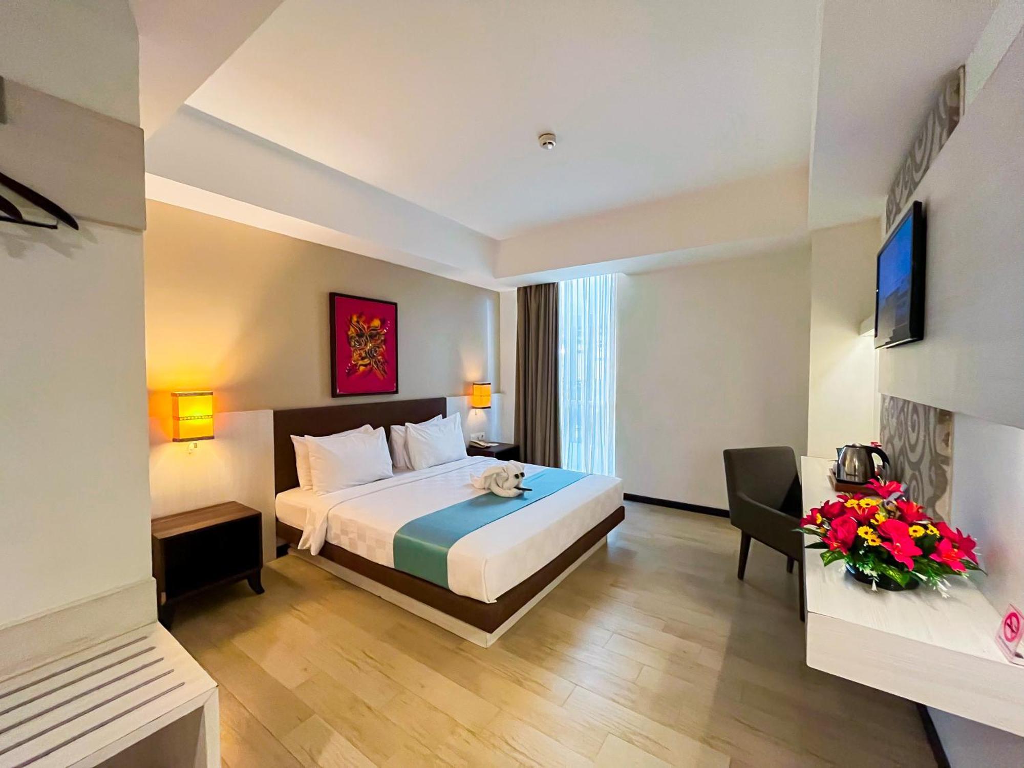 Luxury Malioboro Hotel Yogyakarta Exterior photo